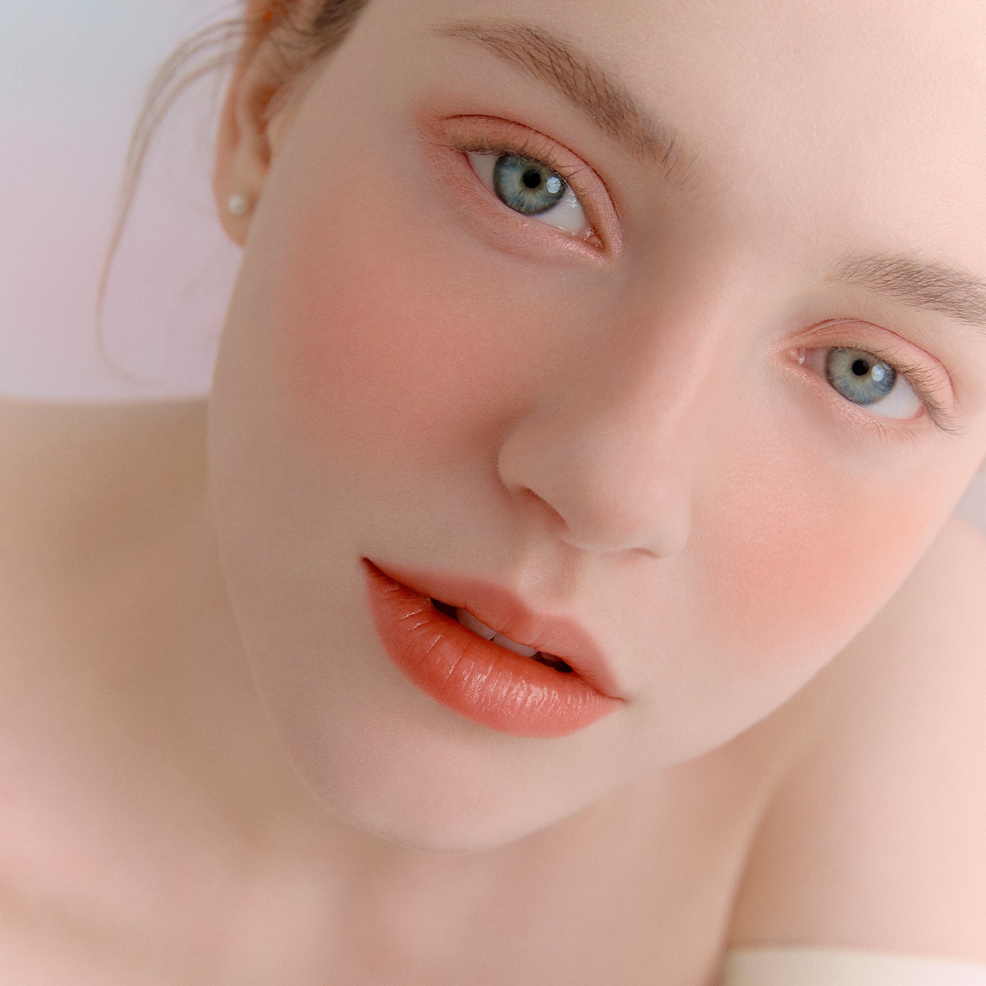 Gentle Sunshine Collection Satin Glow Lip Stain